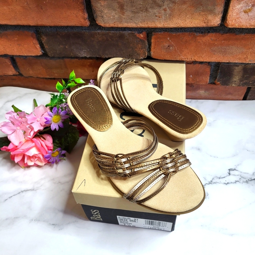 Bass Metallic Orchid strappy slip on sandals